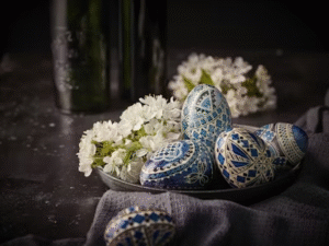 Multani Blue Pottery: 6 Powerful Emotional Benefits of Displaying a Lotus Porcelain Vase at Home